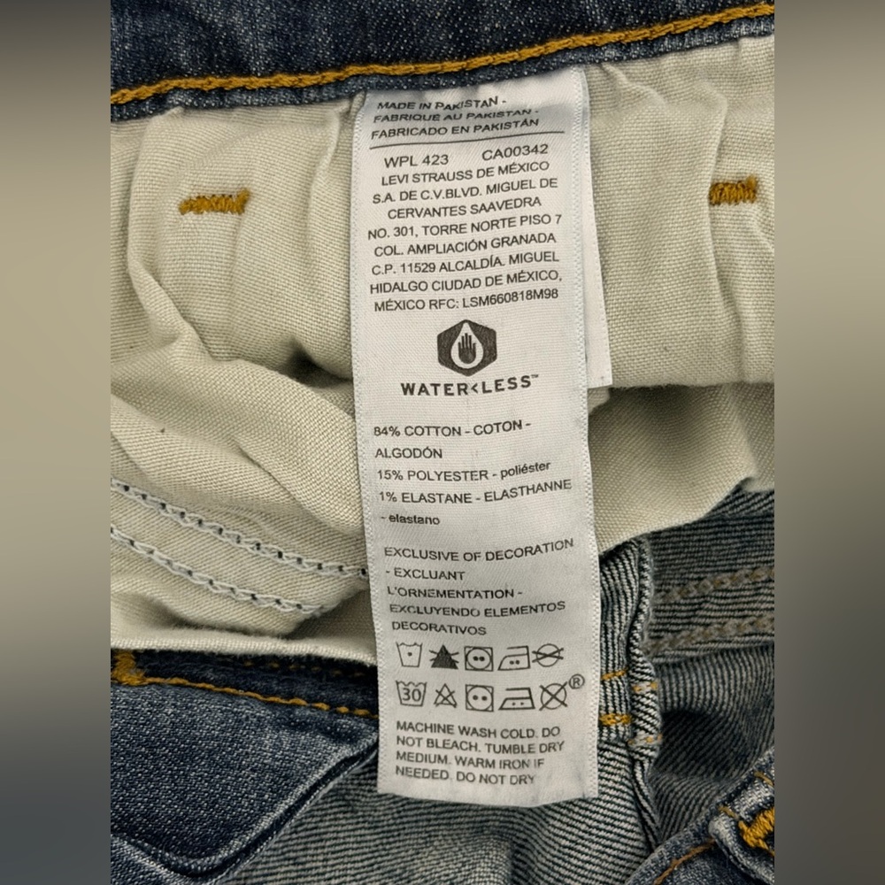 Signature by Levi Strauss Men’s Blue Straight Leg Jeans - Picture 6 of 7